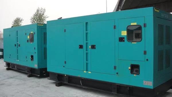 兰洋镇康明斯400kw大型柴油二手发电机组